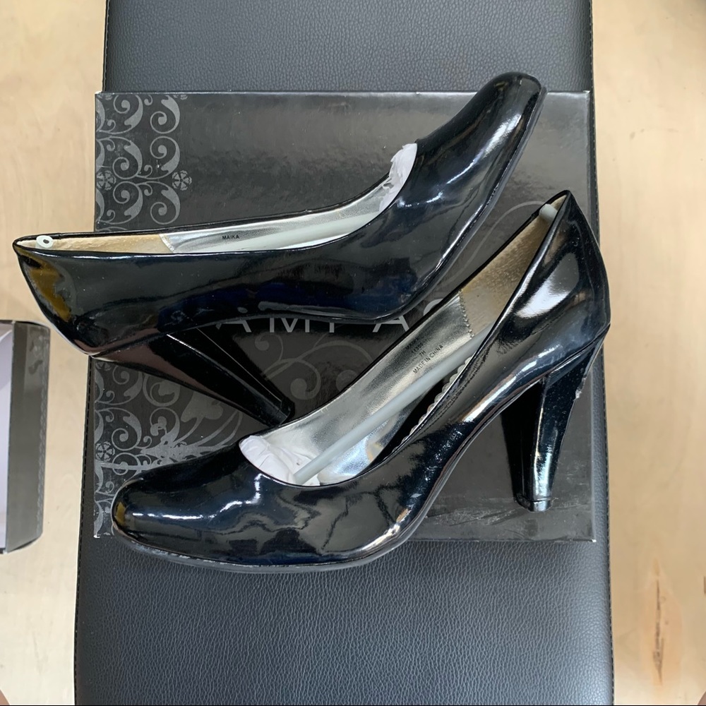 Rampage black patent round toe heels